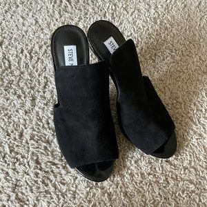 Steve Madden black heels